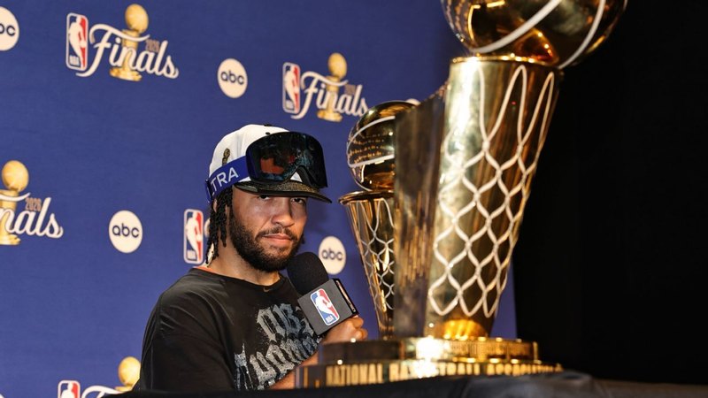 Brunson ของ นิกส์ เคลียร์เพื่อเล่นหลังจากการผ่าตัดข้อมือนอกฤดูกาล
