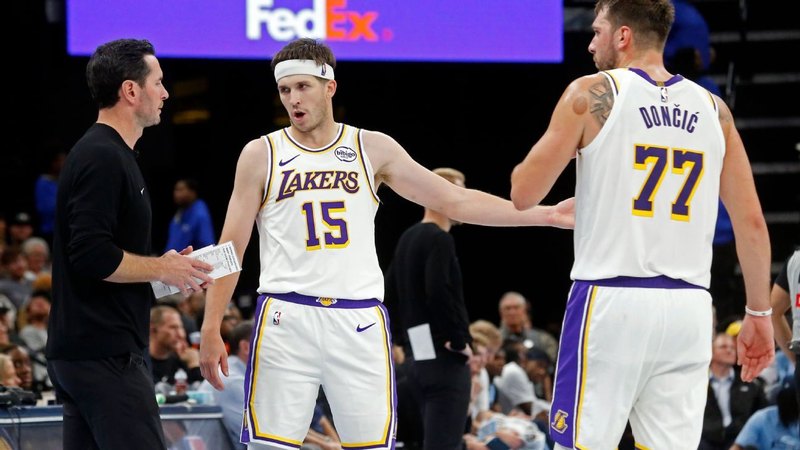 ทีม NBA ของคุณต้องการอะไรหลุมที่ใหญ่ที่สุดในทั้ง 30 บัญชีรายชื่อ