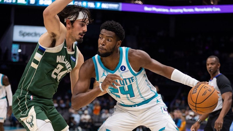 ข้อเสนอ NBA ใดที่จะได้รับการดำเนินการ? มือใหม่ผู้มีประสบการณ์ในการขยายเวลาการตัดสินใจที่จะรับชม
