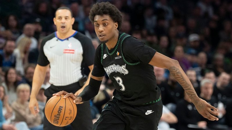 ทิมเบอร์วูล์ฟส์ตกลงที่จะขยายเวลา 1 ปี 40 ล้าน $ กับ McDaniels