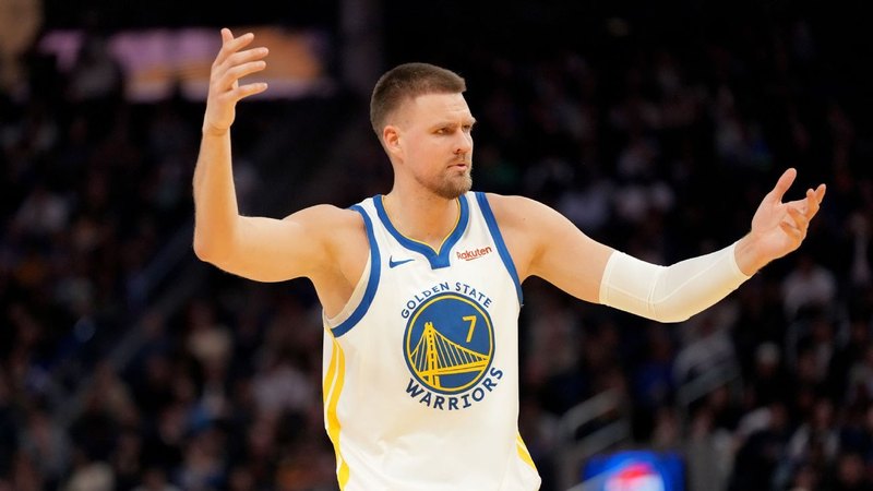 แหล่งที่มา: นักรบสำรวจตัวเลือกในการซื้อขายศูนย์ Porzingis