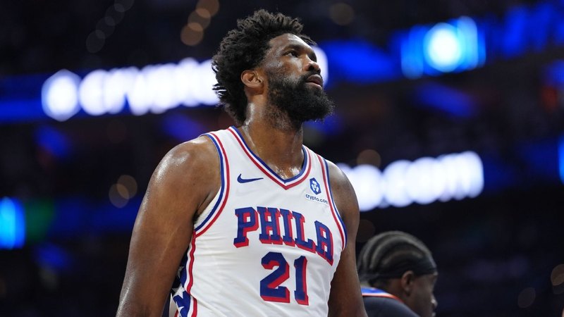Sixers overrule Embiid, sit center with plantar fasciitis management